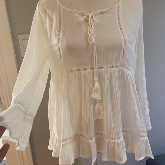 White Boho Entro Top - Picture 2 of 5